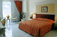 standar room at jatra hotel