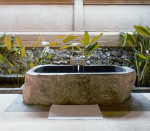 bathtub at komaneka resort
