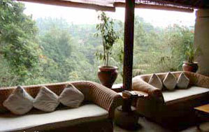 living room at tjampuhan hotel